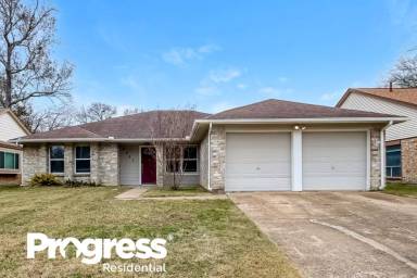 Main picture of 7227 Dogwood Trail Dr