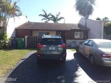 Main picture of 12310 SW 119th Ln
