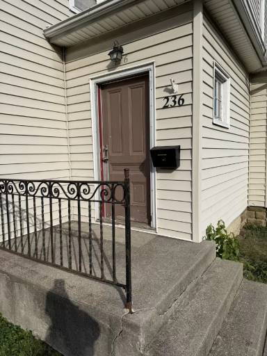 Main picture of 236 Woods Ave