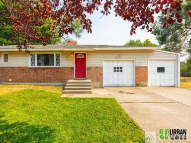 Main picture of 2104 N Dale Ln