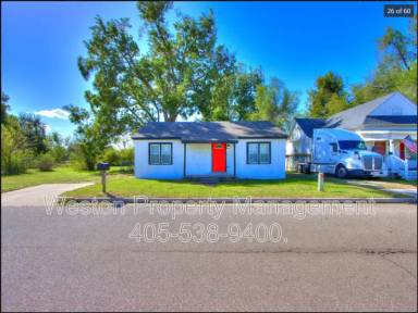 Main picture of 916 Industrial Blvd