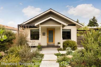 Main picture of 5805 NE Shaver St