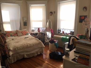 Main picture of 60 Woodstock Ave