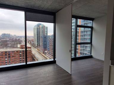 Main picture of 1001 South State