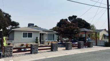 Main picture of 559 Fern Ave