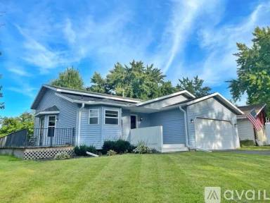 Main picture of 3111 Riverwood Dr
