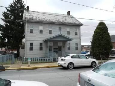 Main picture of 717 Monroe St