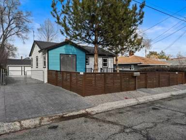 Main picture of 545 Modoc St