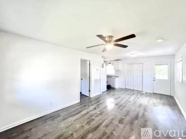 Main picture of 310 Beech St