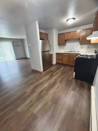 Main picture of N3949 Washington Ave