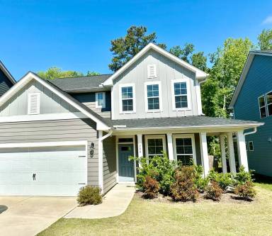 Main picture of 200 Rose Hill Dr