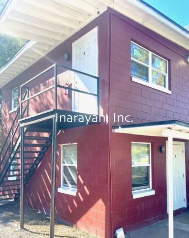 Main picture of 2204 W Central Blvd