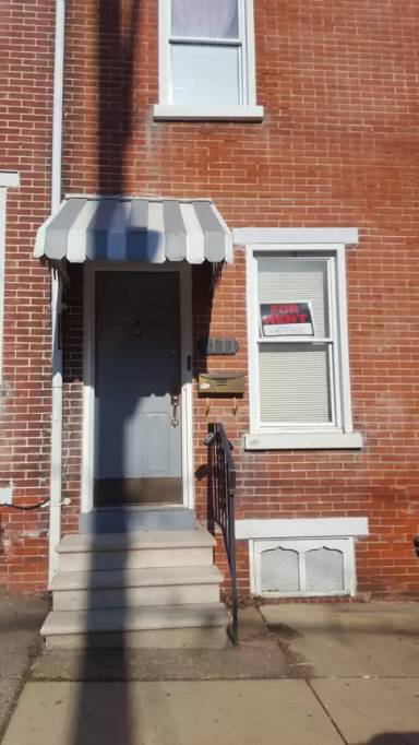 Main picture of 1111 Chestnut St