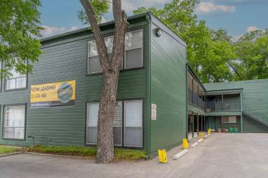 Main picture of 4510 Duval St