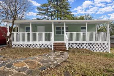 Main picture of 6161 Susan Ln