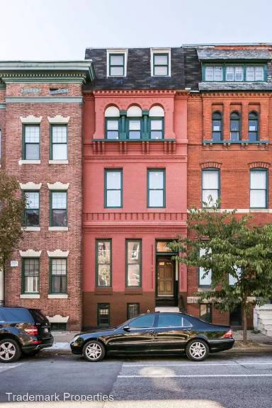 Main picture of 1724 Saint Paul St