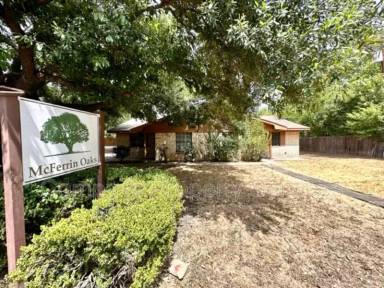 Main picture of 3015A McFerrin Ave