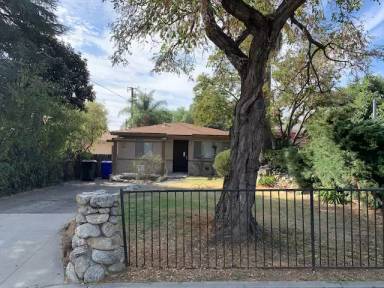 Main picture of 2501 Electric Ave