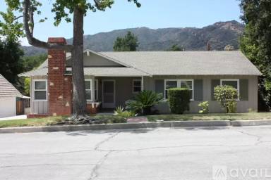 Main picture of 3750 Altura Ave