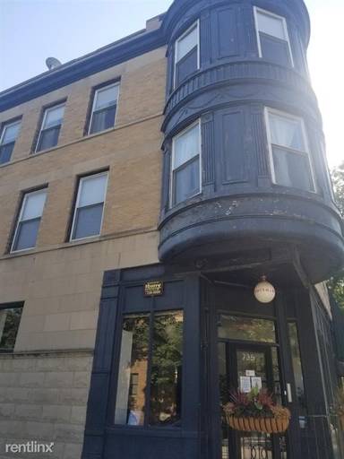 Main picture of 735 W Wrightwood Ave