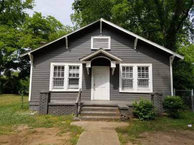 Main picture of 1914 Queen City Ave