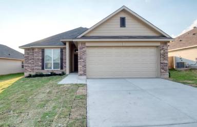 Main picture of 631 Hollyhock Dr