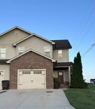 Main picture of 679 Cooper Sq