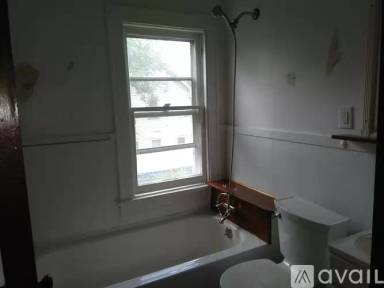 Main picture of 4116 E 139th St