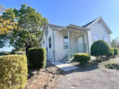 Main picture of 1515 Stony Point Rd