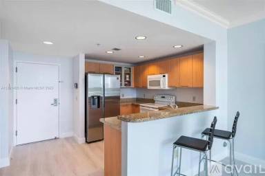 Main picture of 2021 SW 3rd Ave