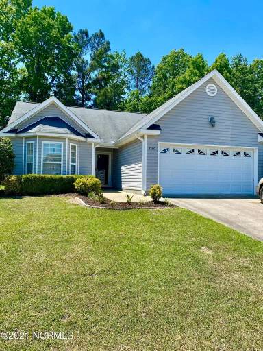 Main picture of 1212 Wyngate Dr