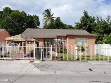 Main picture of 1325 NW 33rd St