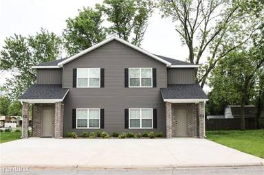 Main picture of 153 Hall Dr