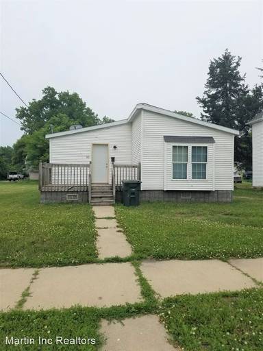 Main picture of 313 Ricker St