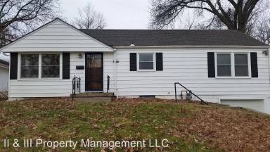 Main picture of 9116 Charlotte St