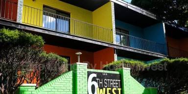 Main picture of Sixth Street West