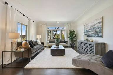 Main picture of 8 Jordan Ave