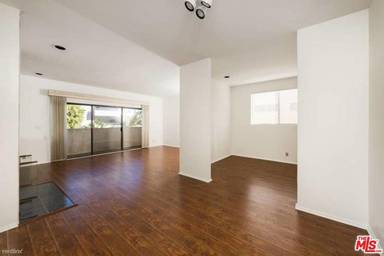 Main picture of 1741 Colby Ave