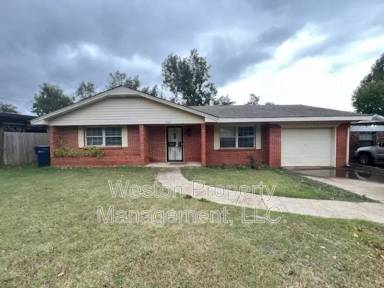 Main picture of 1636 N Ann Arbor Ave