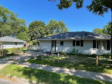 Main picture of 8144 5th Ave S