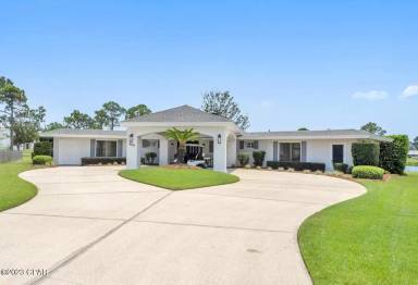 Main picture of 628 Amberjack Dr