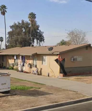 Main picture of 323 E Cameron St