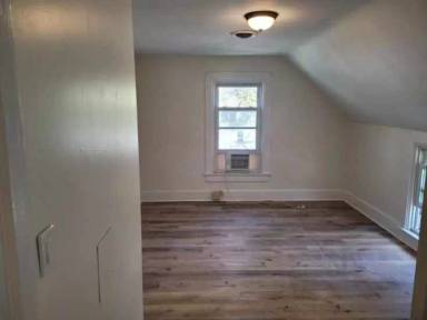 Main picture of 412 Virginia Ave