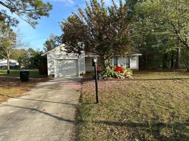Main picture of 6903 Flying Cloud Ln