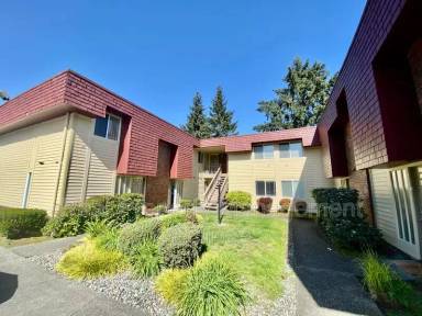 Main picture of 504 142nd Ave SE