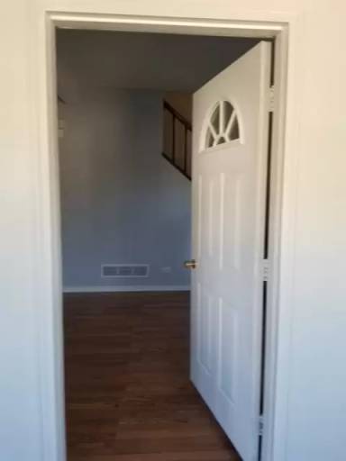 Main picture of 460 Hill Ave