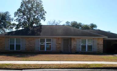Main picture of 420 Kim Dr
