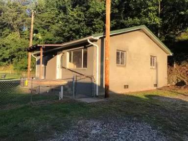 Main picture of 21 Olivewood Dr