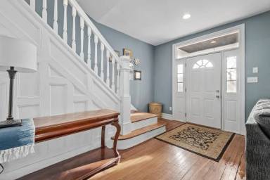 Main picture of 212 Platt Ave