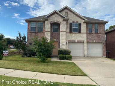 Main picture of 9814 Tucker Ln